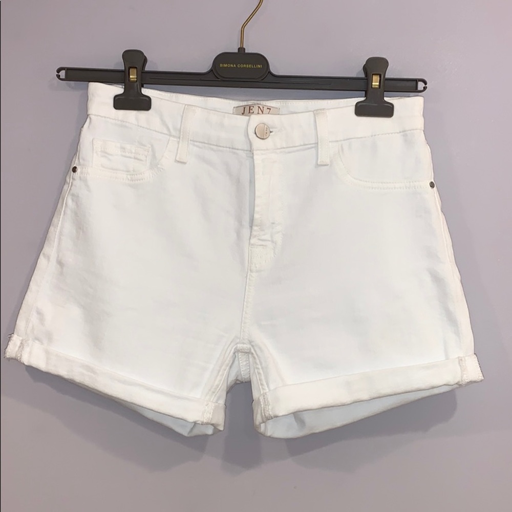 Jen 7 Roll Up Shorts
